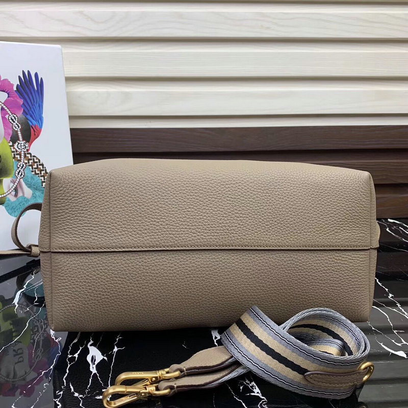 FASH Prada Bag 2204YA0042