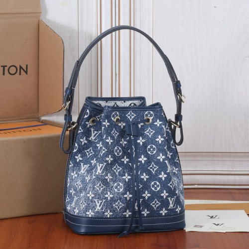 FASH LOUIS VUITTON Bag 2204YA0055