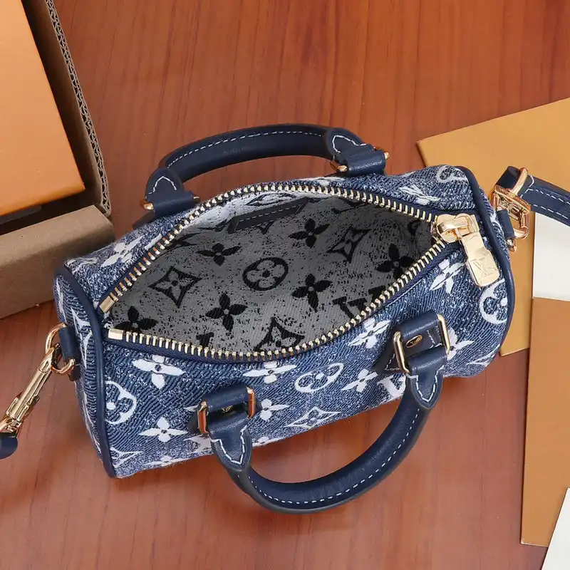 Fashionrepsfam ru LV Bag 2204YA0056