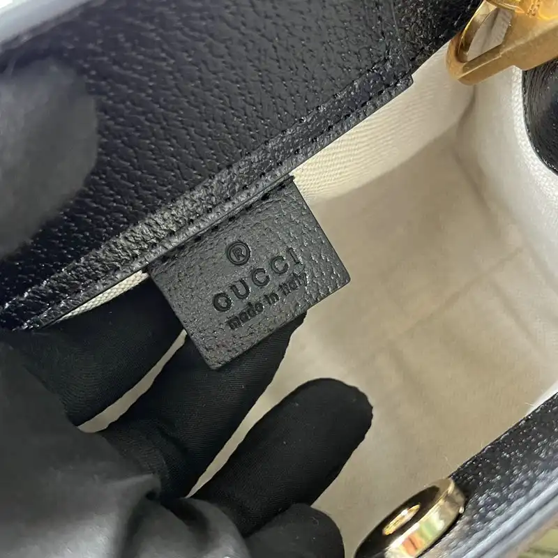 Gucci Bag 2204YA0068