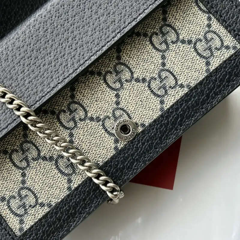 Gucci Bag 2204YA0070