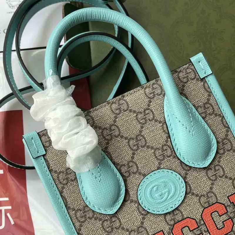 Gucci Bag 2204YA0071