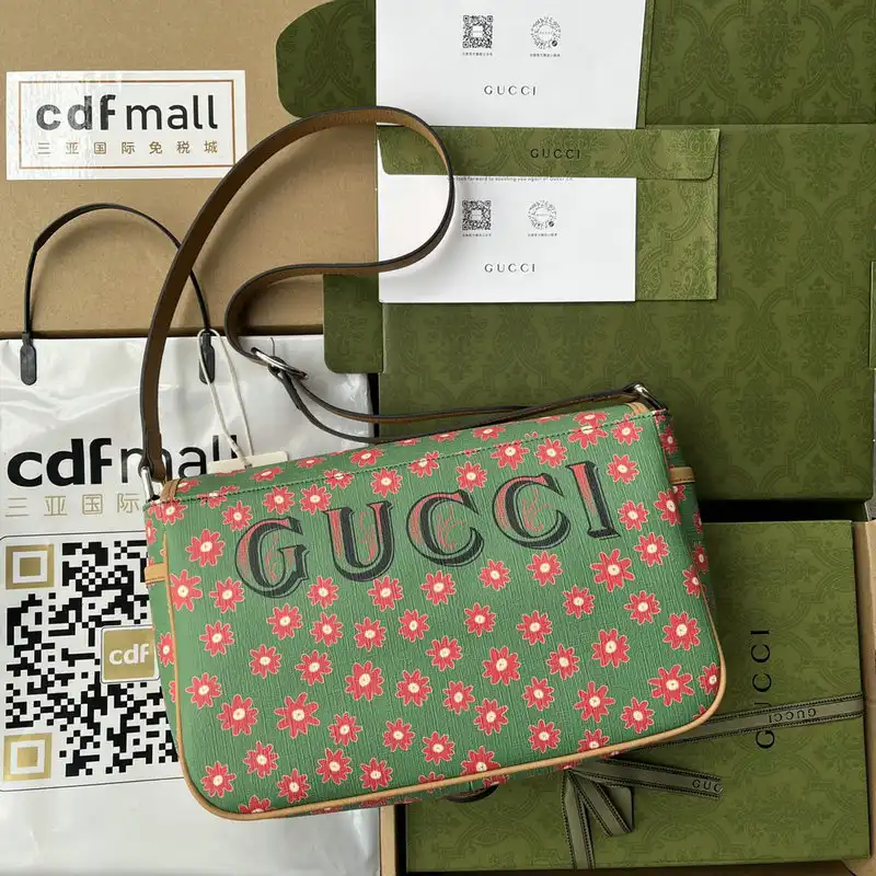 Gucci Bag 2204YA0073