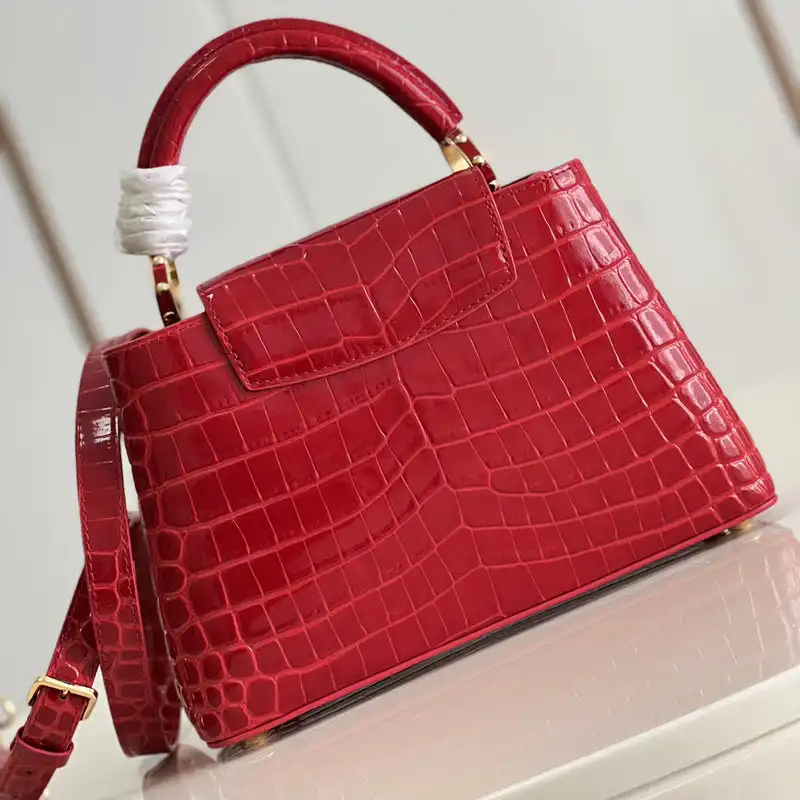 LV Bag 2204YA0078