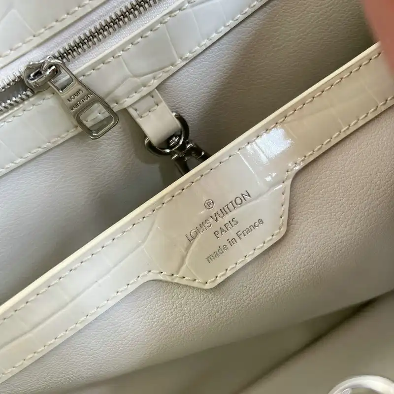 Fashionrepsfam ru LV Bag 2204YA0085