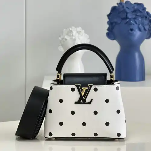 Fashionrepsfam ru LV Bag 2204YA0095