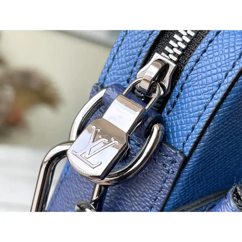 LV Bag 2204YZ0022