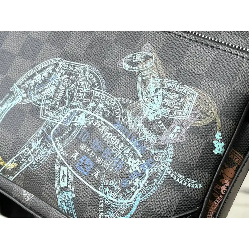 LV Bag 2204YZ0027