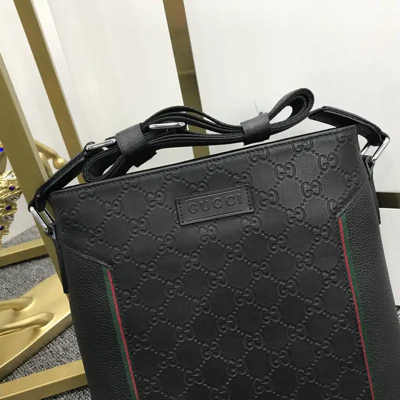 Gucci Bag 2204YZ0033