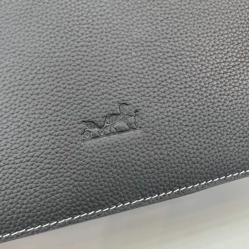 Hermès Bag 2204YZ0036