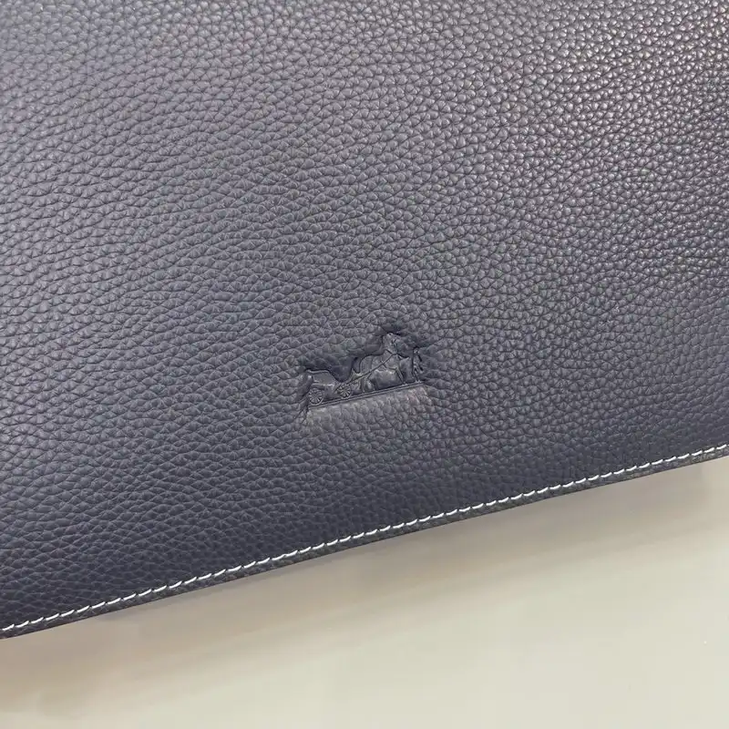 Hermès Bag 2204YZ0038