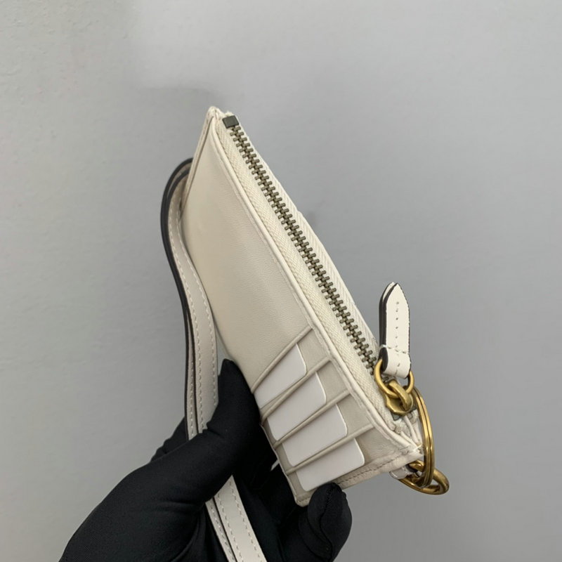 FASH Gucci Bag 2205DJ0002