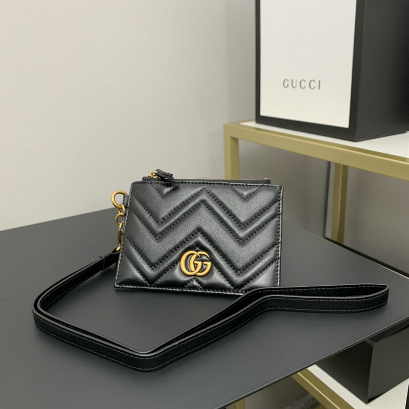 FASH Gucci Bag 2205DJ0005