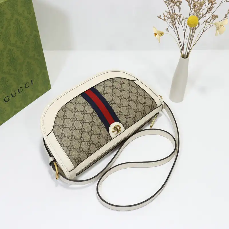 Gucci Bag 2205DJ0010