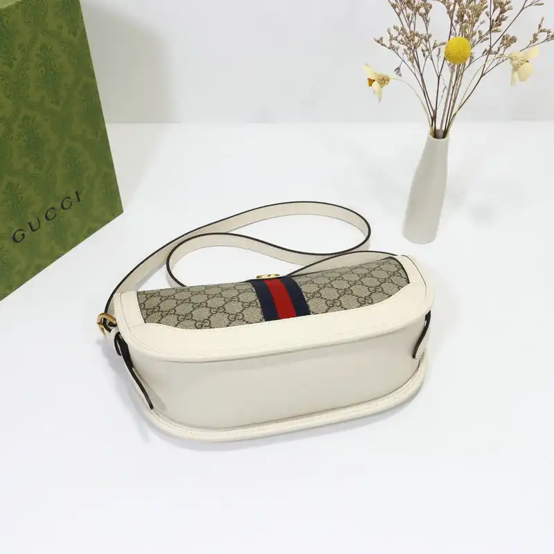 Gucci Bag 2205DJ0010