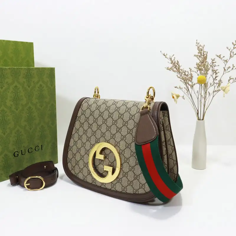 Cheap Gucci Bag 2205DJ0011