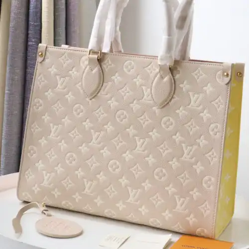 LV Bag 2205DJ0021