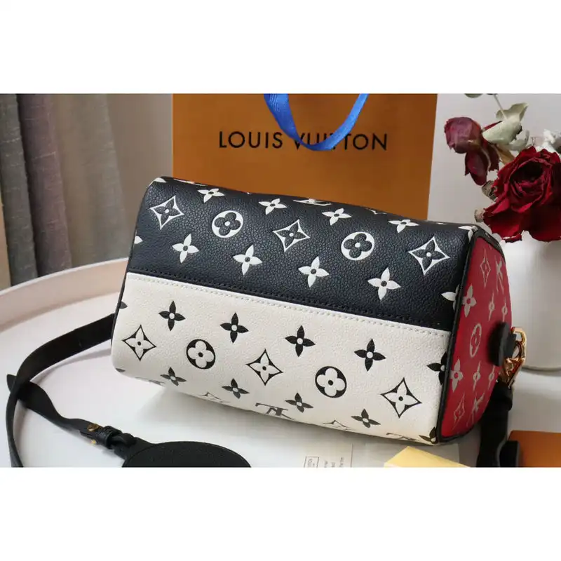 LV Bag 2205DJ0022