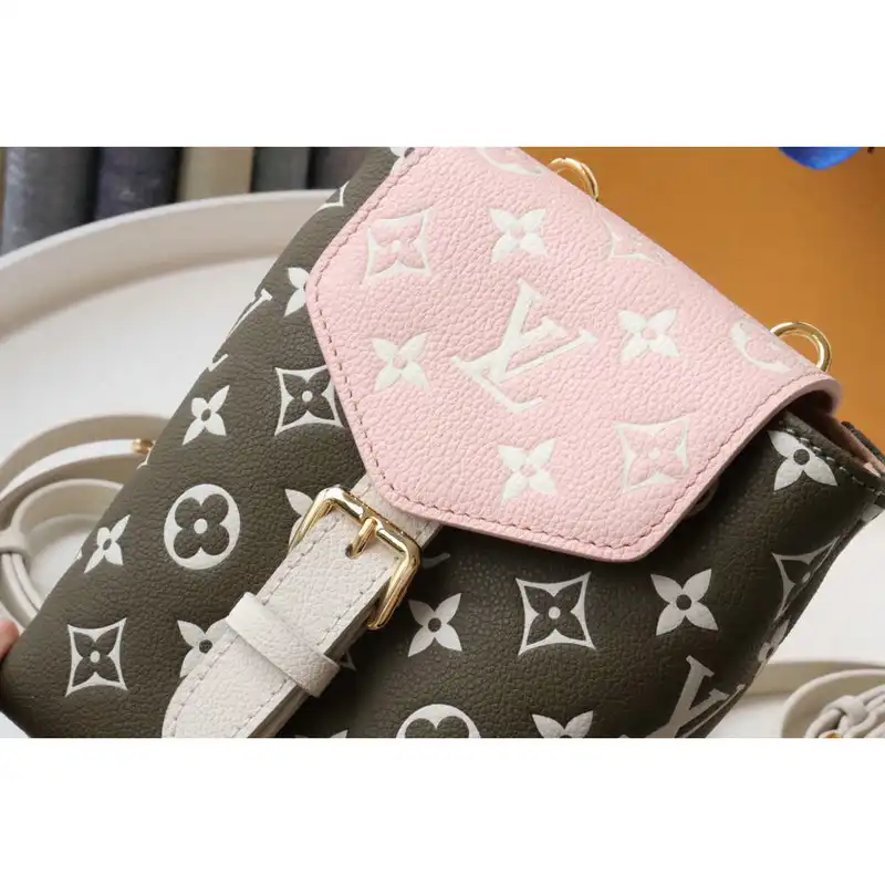 LV Bag 2205DJ0024