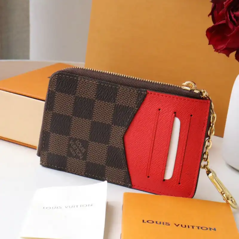 LV Bag 2205DJ0040