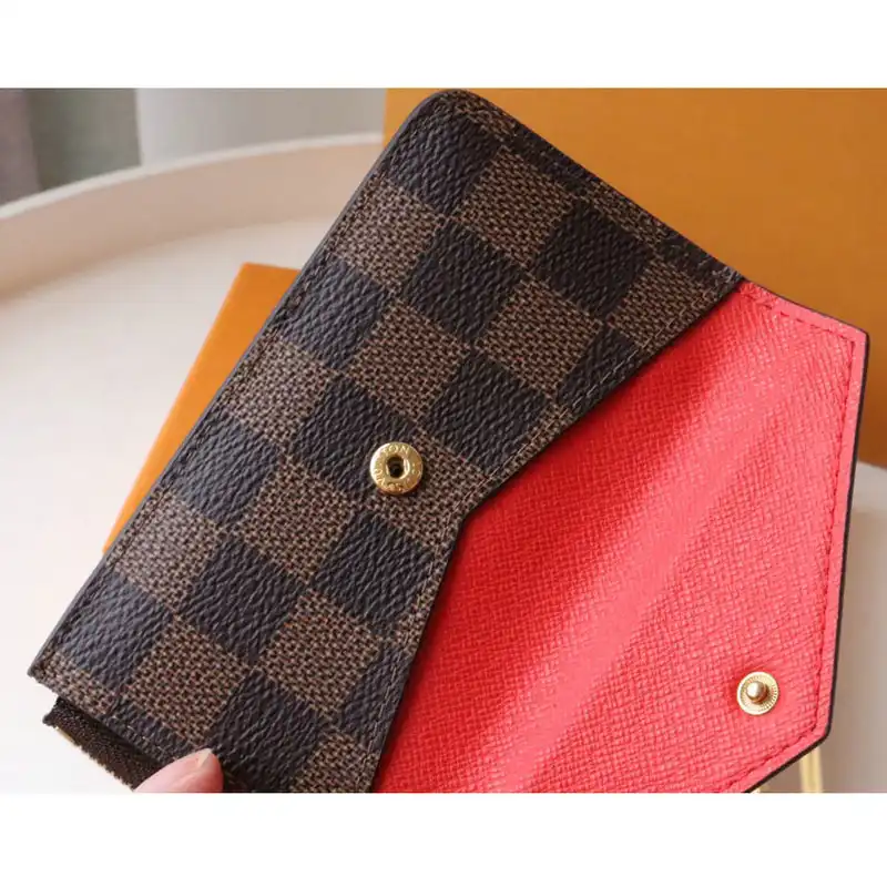 LV Bag 2205DJ0040