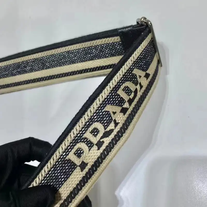 Fashionrepsfam ru Prada Bag 2205HT0018