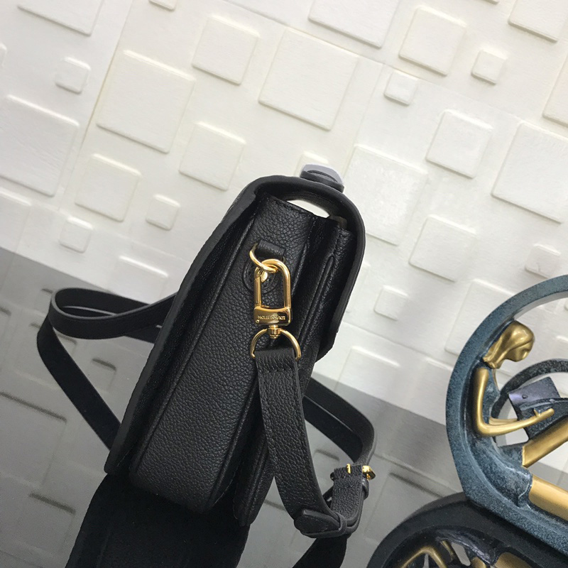 FASH LOUIS VUITTON Bag 2205HT0019