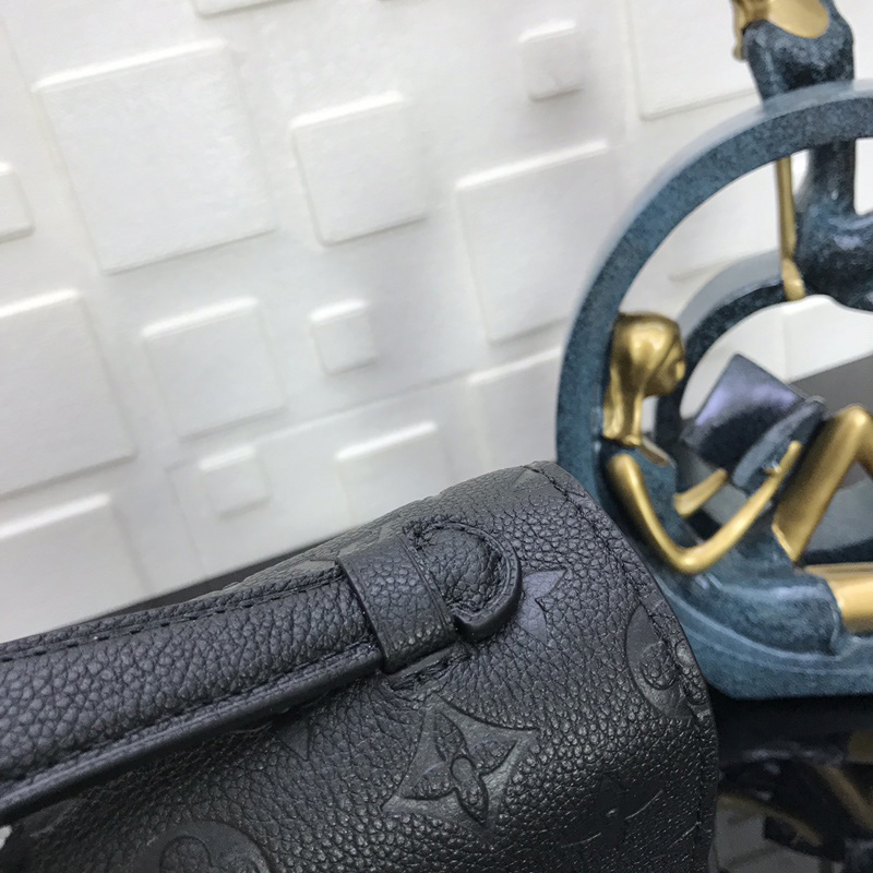 FASH LOUIS VUITTON Bag 2205HT0019