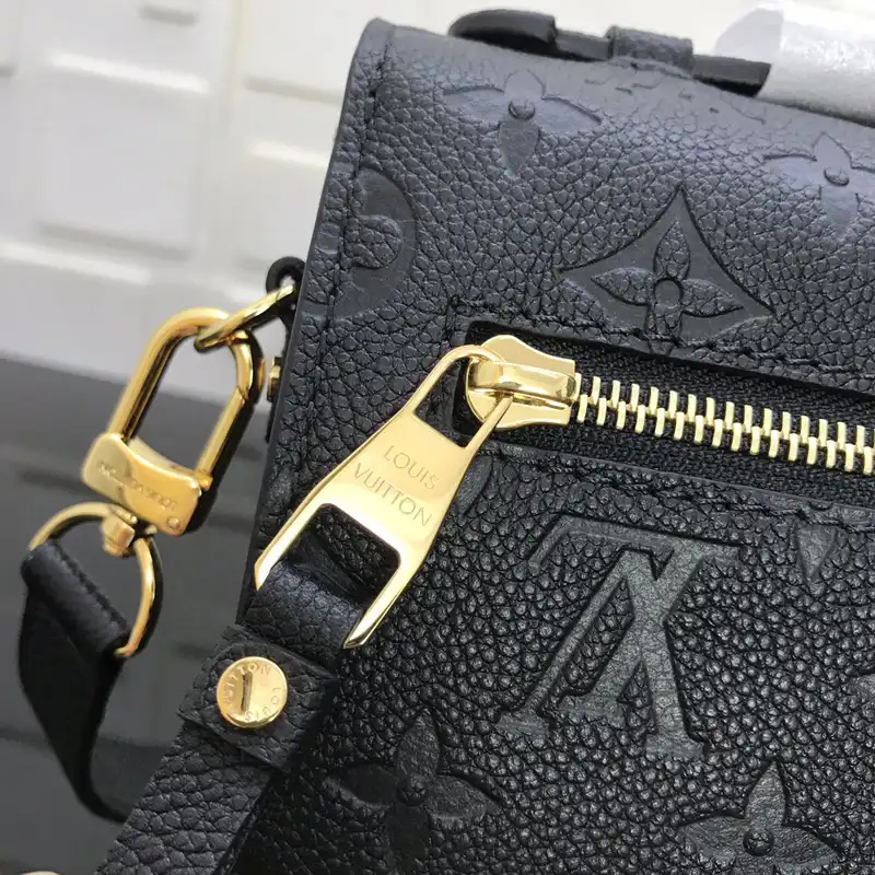 LV Bag 2205HT0019