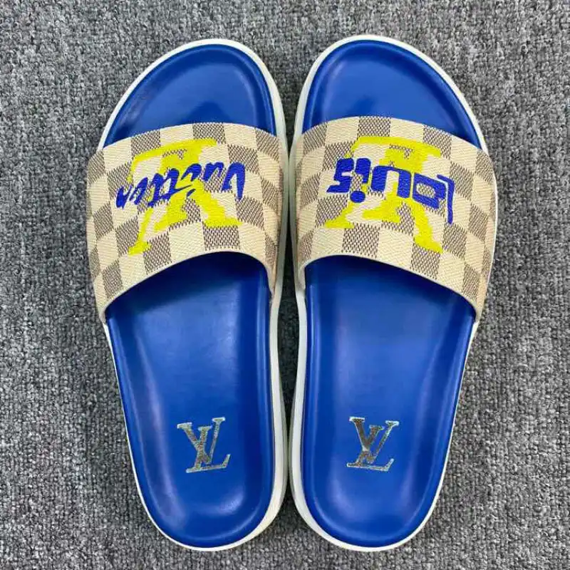 LV Shoes 2205PZ0005