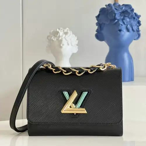 Fashionrepsfam ru LV Bag 2205YA0001