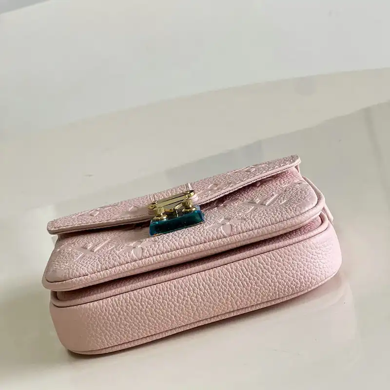 Fashionrepsfam ru LV Bag 2205YA0005