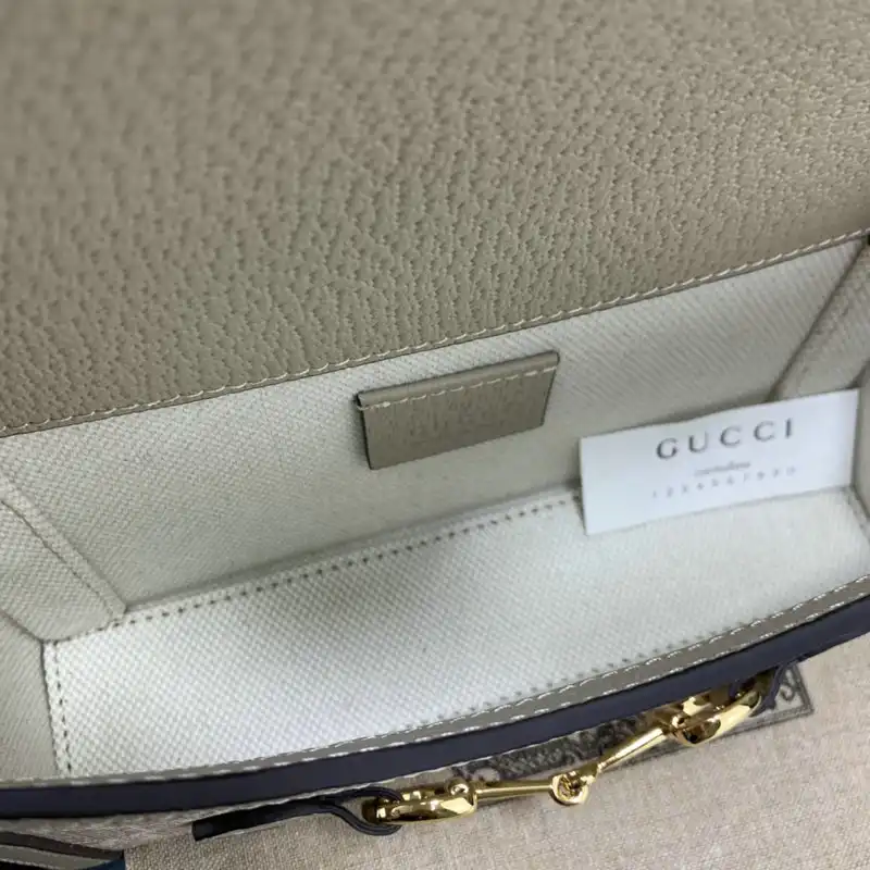 Cheap Gucci Bag 2205YA0012