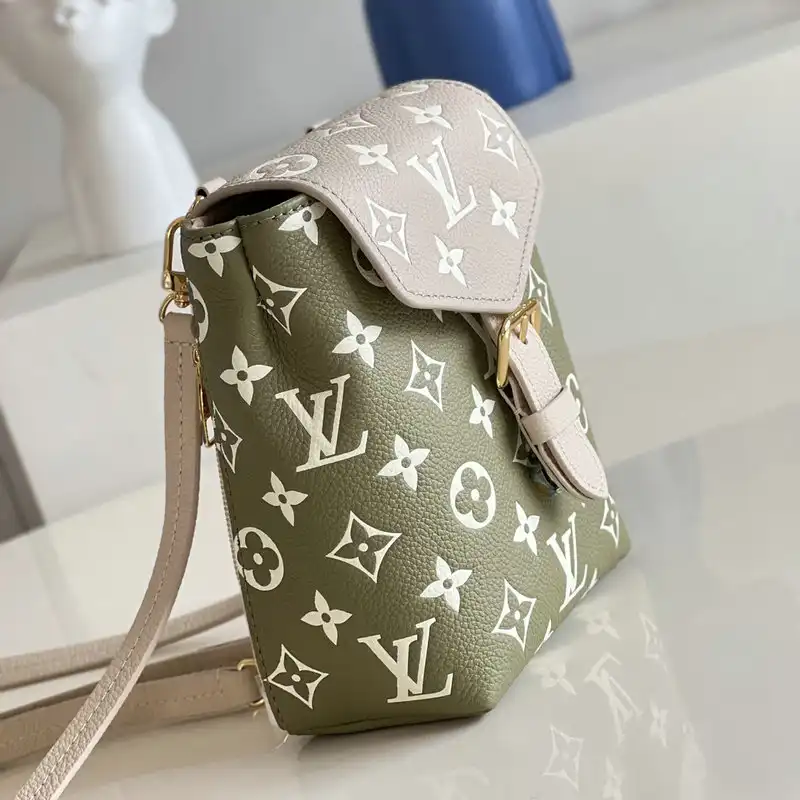 Gucci Bag 2205YA0014