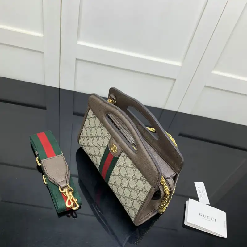 Gucci Bag 2205YA0015