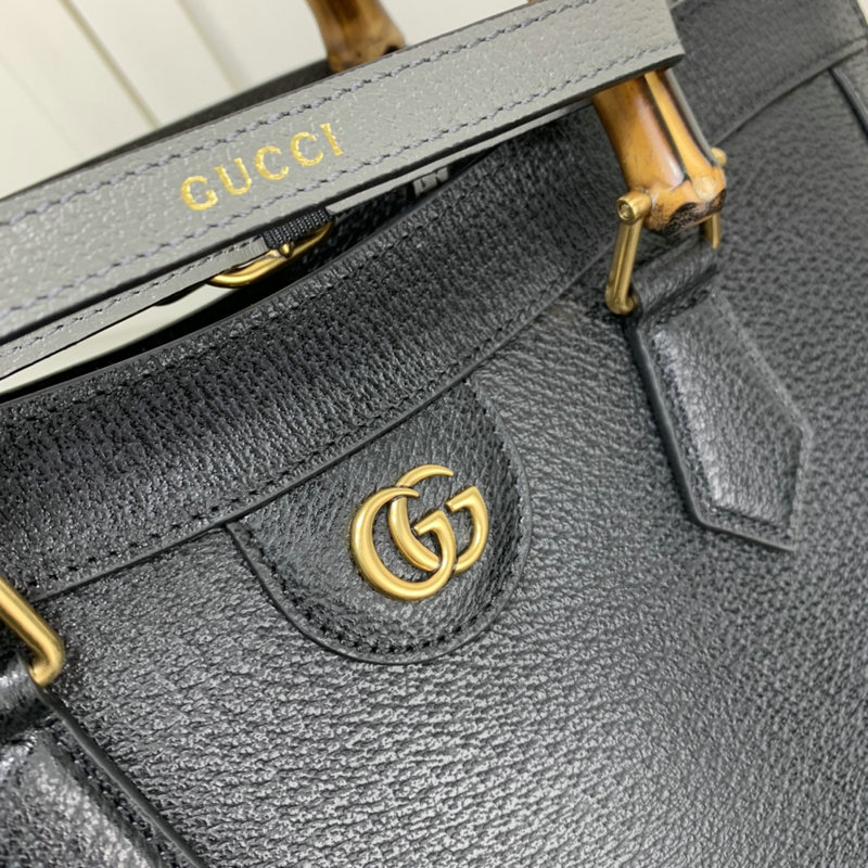 FASH Gucci Bag 2205YA0016