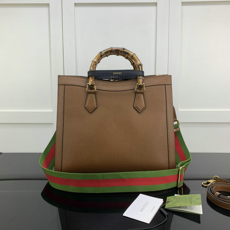 FASH Gucci Bag 2205YA0017