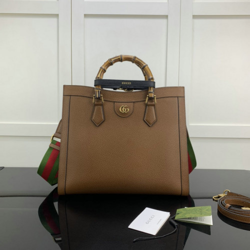 FASH Gucci Bag 2205YA0017