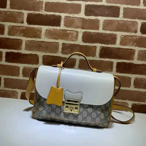 Gucci Bag 2205YA0020