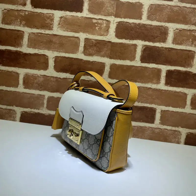 Cheap Gucci Bag 2205YA0022