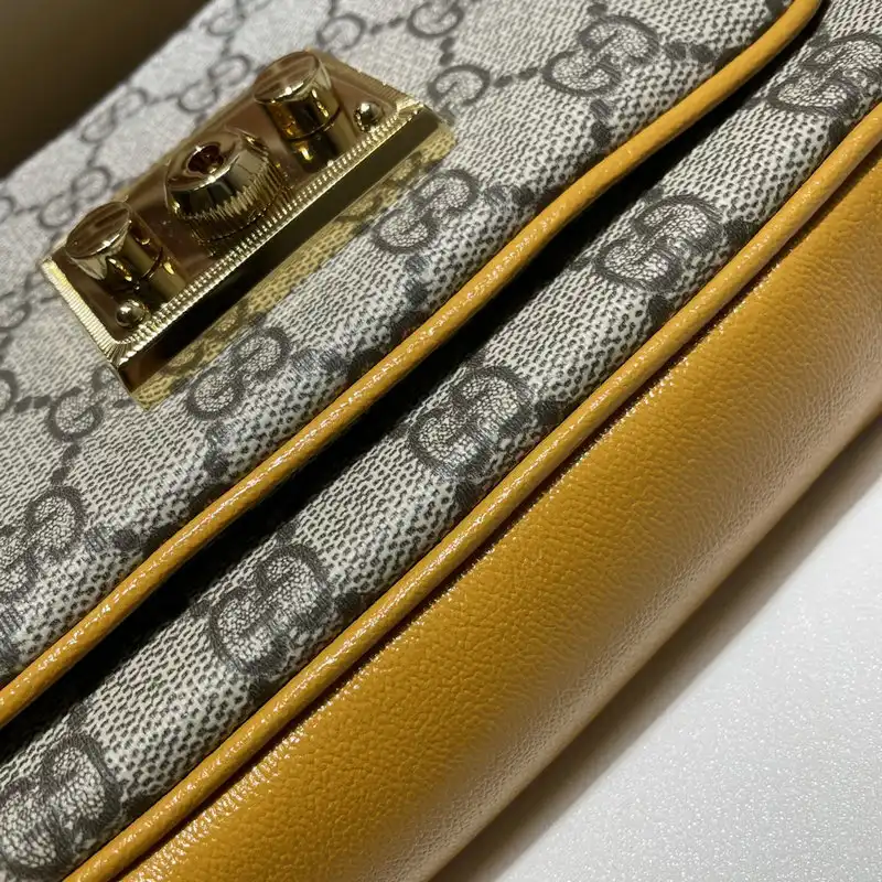 Gucci Bag 2205YA0022