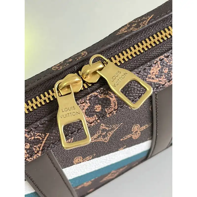 Gucci Bag 2205YA0025