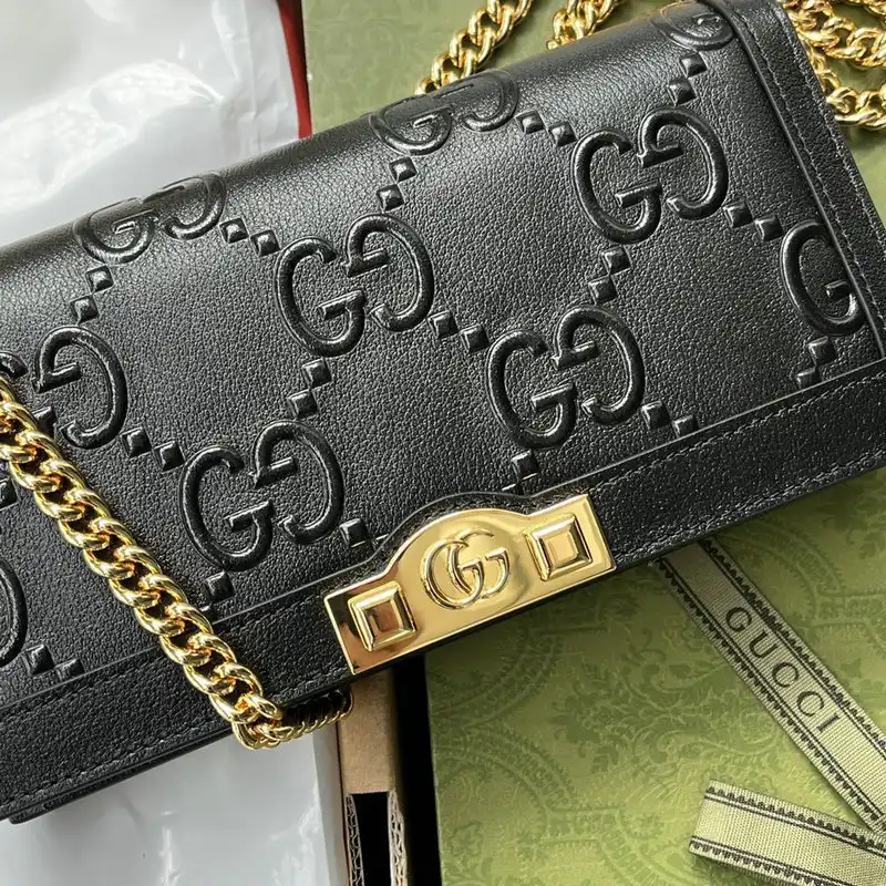 Gucci Bag 2205YA0031