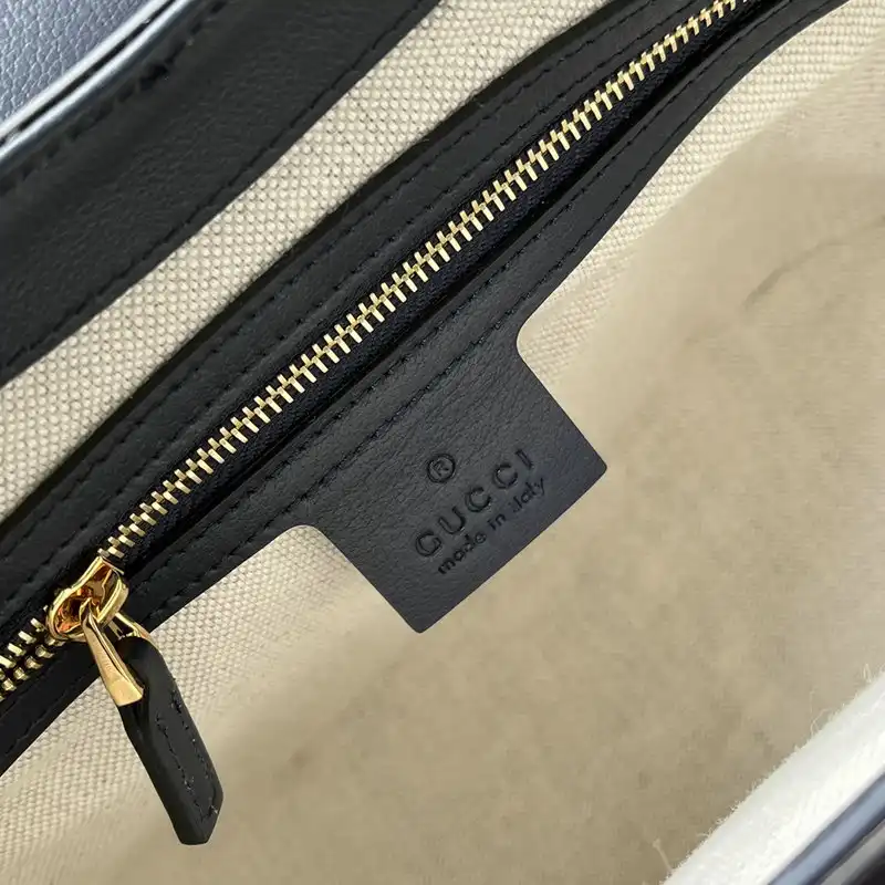 Cheap Gucci Bag 2205YA0036