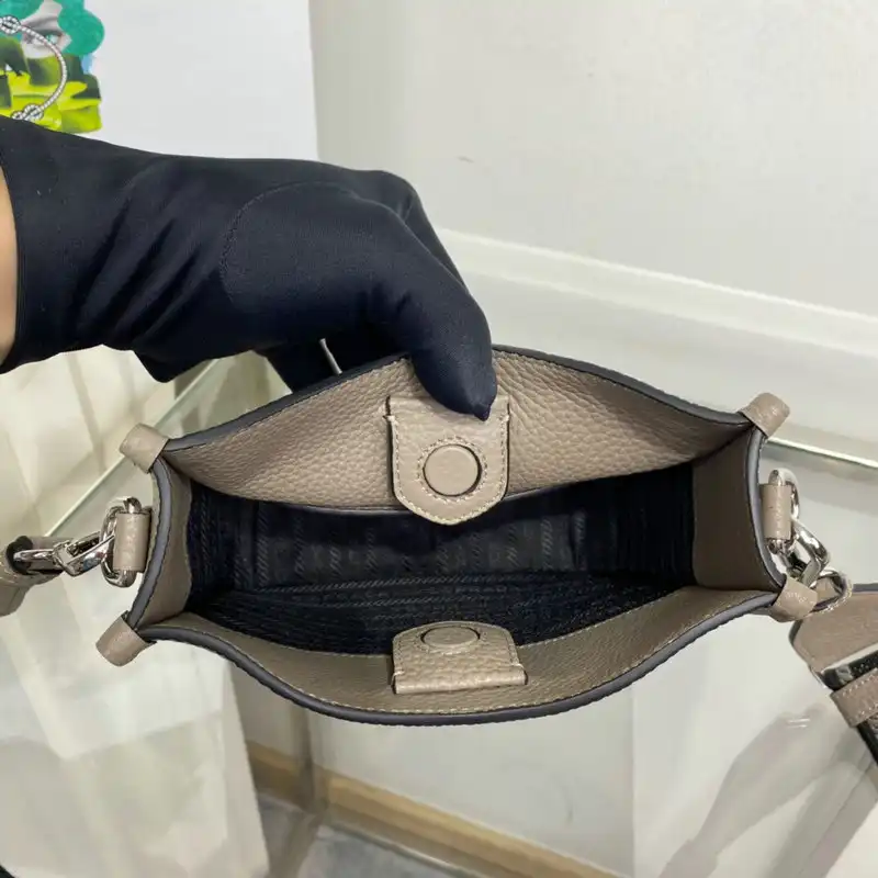 Fashionrep Prada Bag 2205YA0047