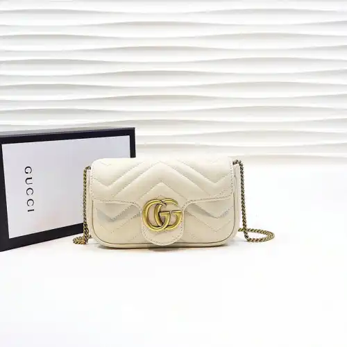 Fashionrep Gucci Bag 2206DJ0001