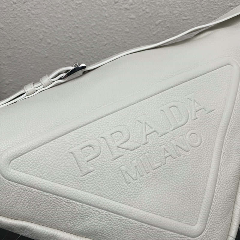 FASH Prada Bag 2206DJ0013