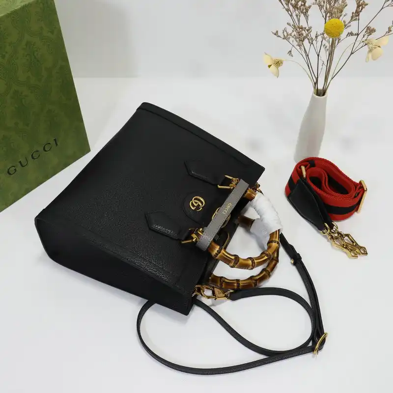 Gucci Bag 2206DJ0029