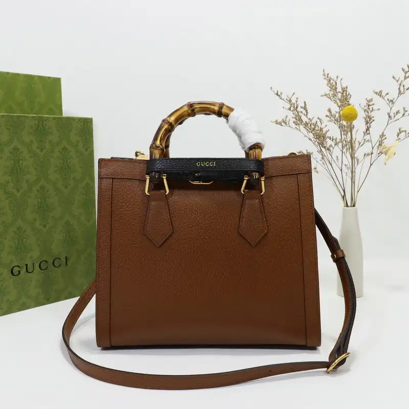 Gucci Bag 2206DJ0030