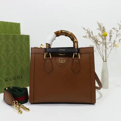 Gucci Bag 2206DJ0030